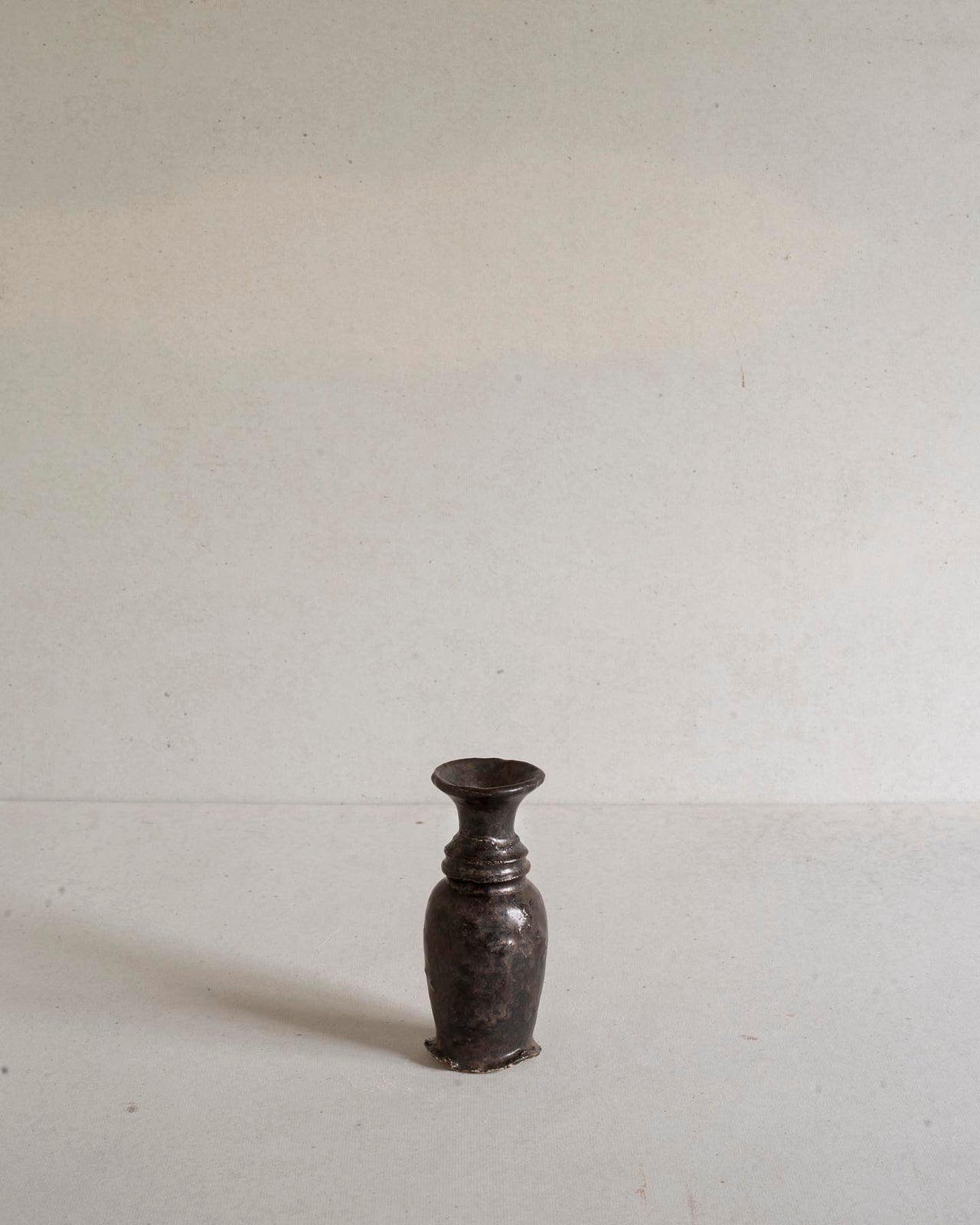Little Vase - Metallic Black